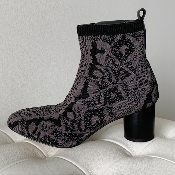 Sanctuary Rhythm Printed Knit Sock Booties - Picture 1 of 10